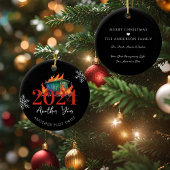 Eine andere Drehung | Funny 2024 Dumpster Fire Keramik Ornament