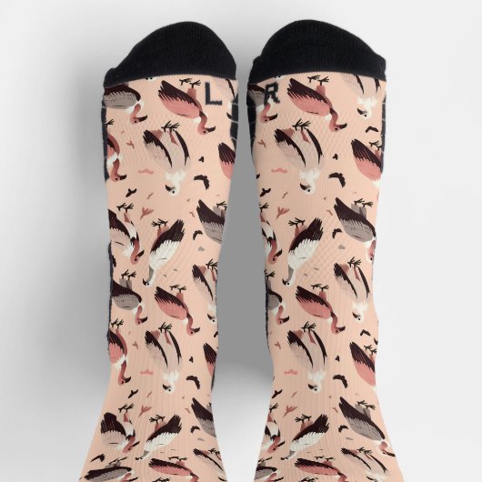 Eine Ansammlung von Vultures Pattern Socken (Oben)
