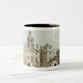 Eine Ansicht des Pferdeschutzes von Whitehall Zweifarbige Tasse (Mittel)