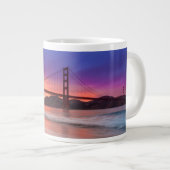 Eine Aufnahme der Golden Gate Bridge von San Franc Jumbo-Tasse (Vorderseite Rechts)