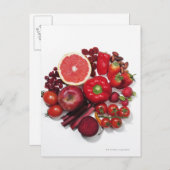 Eine Auswahl an rotem Obst und Gemüse. Postkarte (Vorne/Hinten)