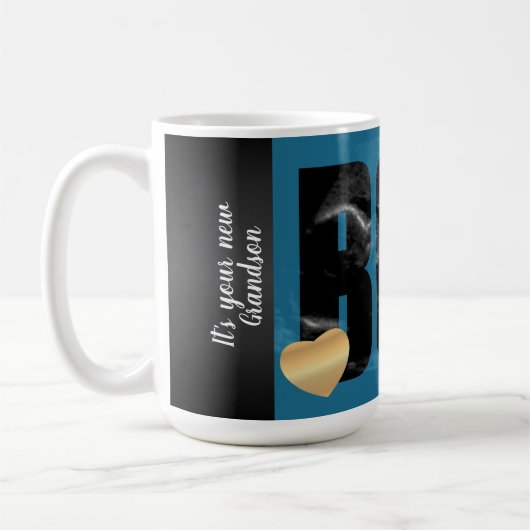 Eine Babyankündigung - Sonogramm mit DIY-Text Kaffeetasse (Links)