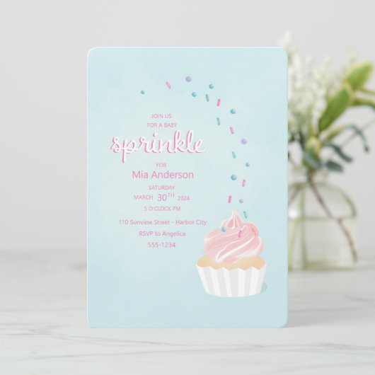 Eine Babysprinkdusche mit Kuchen Einladung (Stehend Vorderseite)