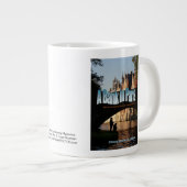 "Eine Bank in Paris" Jumbo-Tasse (Vorderseite Rechts)