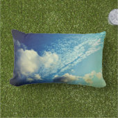 Eine Bewölkung Kissen Für Draußen (Gras)