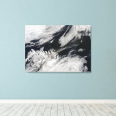 Eine blass graue Asche bläst vom Gipfel Leinwanddruck (Insitu (Holzboden))