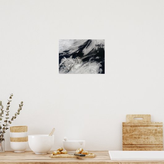 Eine blass graue Asche bläst vom Gipfel Poster (Küche)