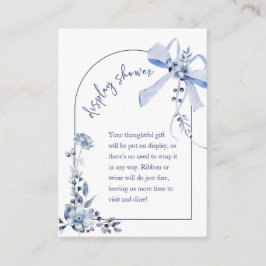 Eine blaue Bläserbow-Showkarte Begleitkarte