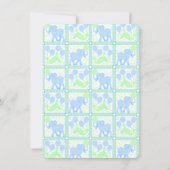 Eine blaue Circus-Babydusche, die ein Junge bewund Einladung (Rückseite)