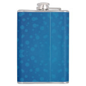 Eine blaue Taschenflasche mit silbernem Deckel  Flachmann (Rückseite)