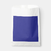 eine blaue Wand mit Uhr Geschenktütchen (Vorderseite)