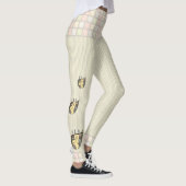 Eine Blume innerhalb der Leggings (Rechts)