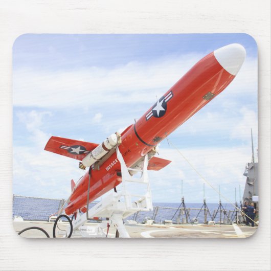 Eine BQM-74E Chukar-Drohne für den Start bereit Mousepad (Vorne)