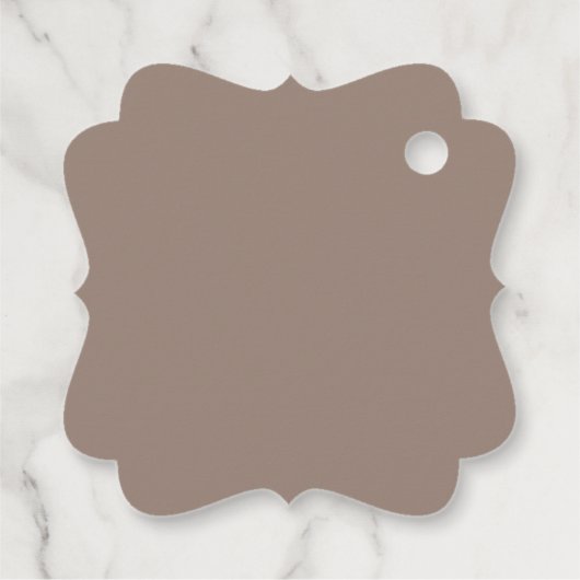 eine braune Mauer mit Geschenkanhänger (Rückseite)