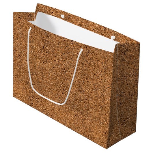 Eine braune Papiertüte mit weißem Griff Große Geschenktüte (Vorderseite Schrägansicht)