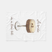 Eine Braut in einer winzig kleinen Braut Funny Mar Fleecedecke (Vorderseite (Horizontal))