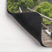Eine Brücke in Columbia River und Latourell Fällen Mousepad (Ecke)