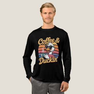 Eine coole Ente mit Sonnenbrille und einer Tasse K Tri-Blend Shirt
