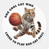 Eine Coole Katze, die Lieben hat, Bas-Cat-Ball zu  Runder Aufkleber (Vorderseite)
