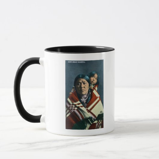 Eine Crow Indian Madonna und Kind Tasse (Links)