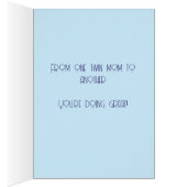 Eine doppelte Mama zu einer anderen (Innen (Rechts))