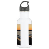 Eine durchsichtige Wasserflasche (Vorderseite)