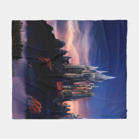 Eine düstere märchenhafte Burg auf einem Berg inmi Fleecedecke (Vorderseite (Horizontal))