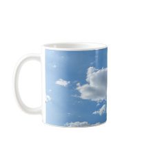 Eine einfache weiße Wolke