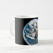 Eine Erde, die aus der Apollo 10 Raumsonde stammt. Kaffeetasse (Vorderseite Links)