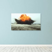 Eine Explosion bricht aus Leinwanddruck (Insitu (Holzboden))