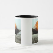 Eine Explosion bricht aus Tasse (Zentrum)