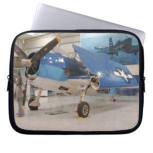 Eine F-6F Hellcat-Kampfflugzeug aus dem Zweiten We Laptopschutzhülle