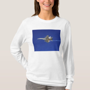 Eine F/A-18C Hornisse T-Shirt