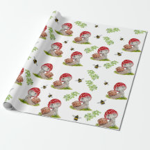 Eine farbenfrohe Waldfliege und eine Schnecke