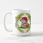 Eine farbenfrohe Waldfliege und eine Schnecke Kaffeetasse (Links)