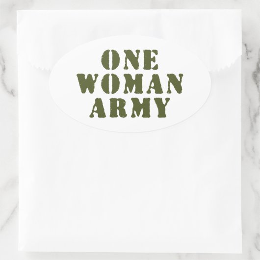 EINE FRAU ARMY OVALER AUFKLEBER (Tasche)