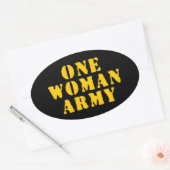 EINE FRAU ARMY OVALER AUFKLEBER (Umschlag)