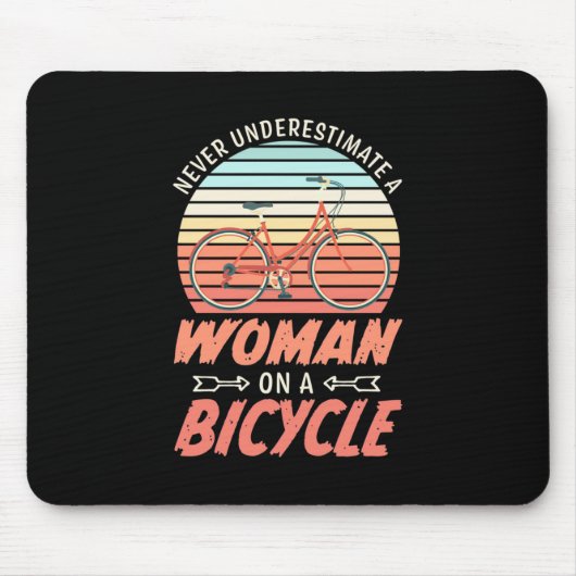 Eine Frau auf dem Fahrrad Mousepad (Vorne)