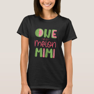 Eine Frau in einem Melon Mimi Niedlich Watermelon T-Shirt