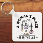Eine Frau ist im Labrador - Wissenschaftlerin Schlüsselanhänger (Vorderseite)