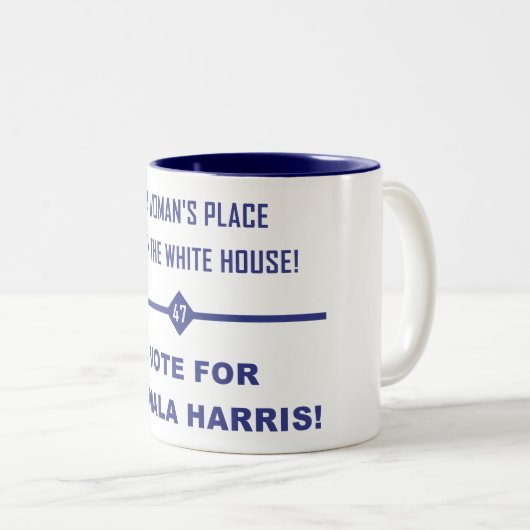 EINE FRAU IST IN.. ZWEIFARBIGE TASSE (VorderseiteRechts)