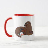 Eine freundliche Robbe und ein Pinguin-Cartoon Tasse (Links)