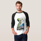 Eine freundschaftliche Alien schwindet T-Shirt (Vorne ganz)