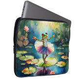 Eine Froschballerina tanzt auf einem Lotusblatt in Laptopschutzhülle (Vorne Rechts)