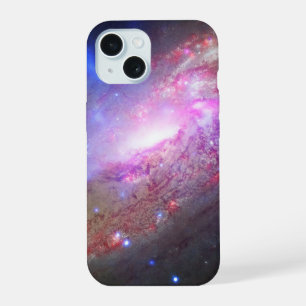 Eine galaktische Lichtshow in der Spiralgalaxie NG iPhone 15 Hülle