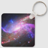 Eine galaktische Lichtshow in Spiralgalaxie Ngc 42 Schlüsselanhänger (Rückseite)