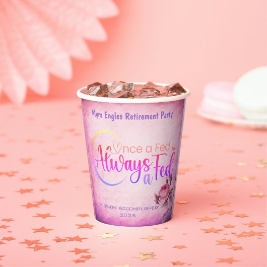 Eine Gefüttert, immer Gefüttert - Matching Cups (r Pappbecher (Insitu)