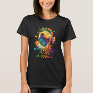 Eine gewöhnliche Person mit außergewöhnlichem Pug  T-Shirt
