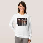 Eine gleichmäßige Mischung von vier Ballrunden zu T-Shirt (Vorne ganz)