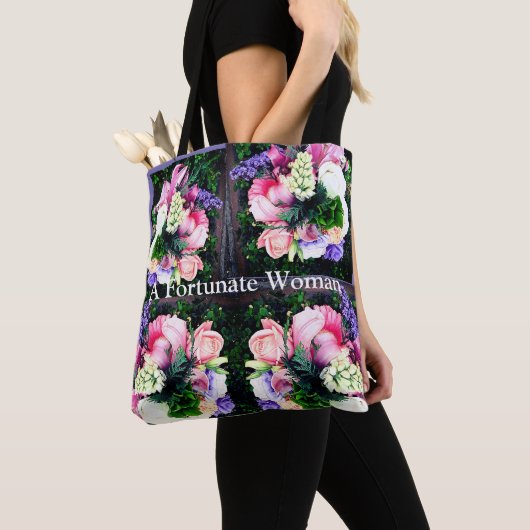 Eine glückliche Frau Tasche (Von Nahem)